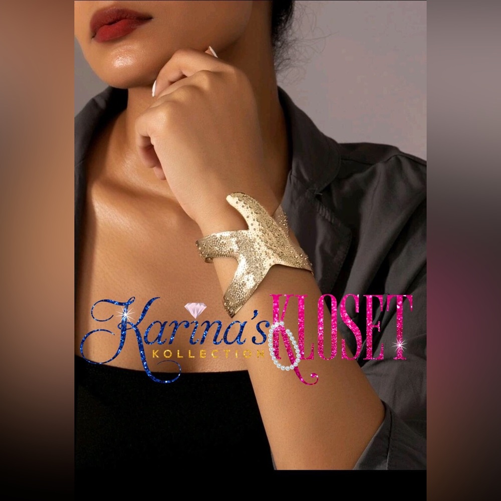 Vintage Starfish Wide Gold Plated Bangle, Adjustable Cuff Bracelet 🌟